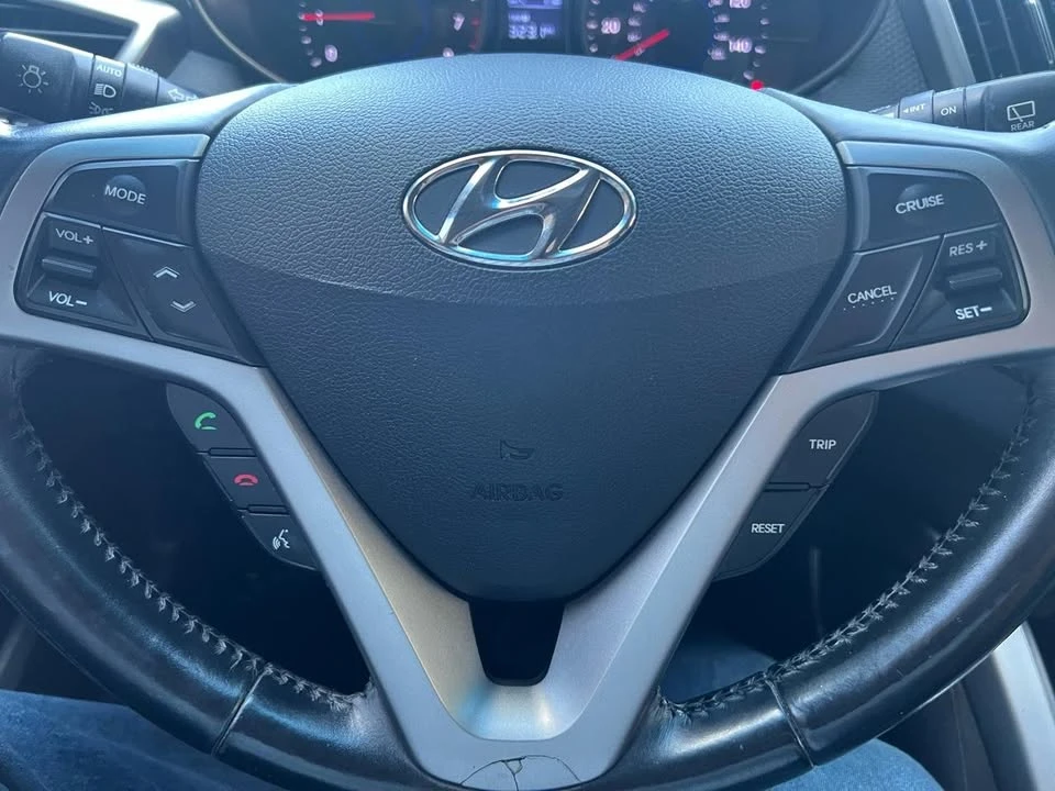 2013 Hyundai Veloster - Image 9 of 16