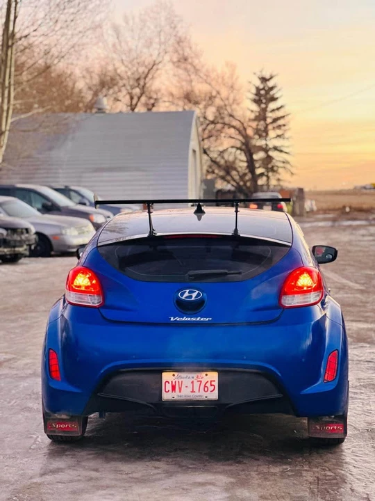 2013 Hyundai Veloster - Image 3 of 10