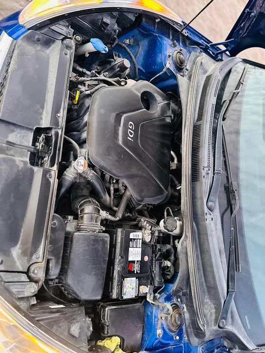 2013 Hyundai Veloster - Image 7 of 10