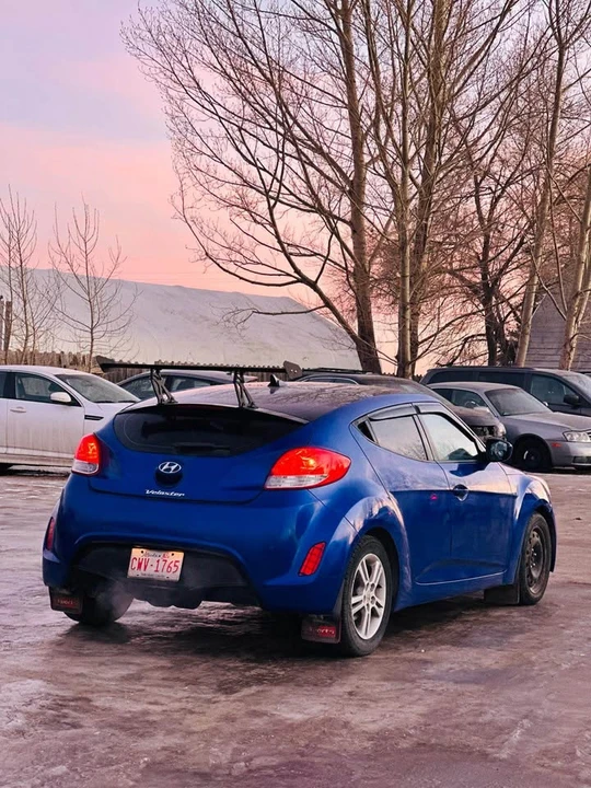 2013 Hyundai Veloster - Image 4 of 10