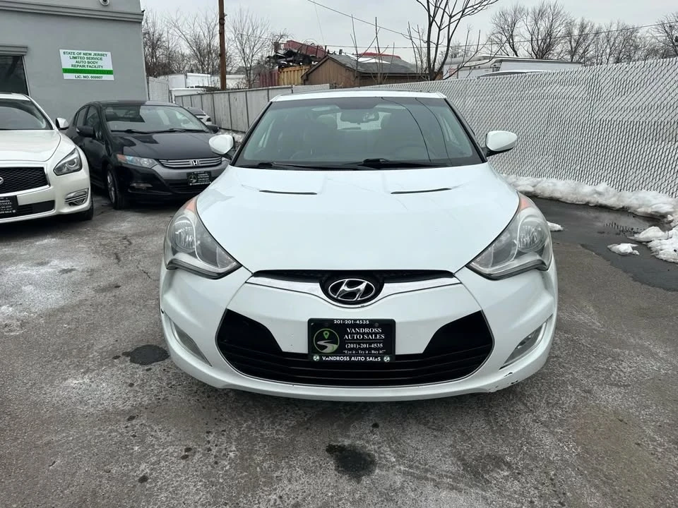 2013 Hyundai Veloster - Image 3 of 20
