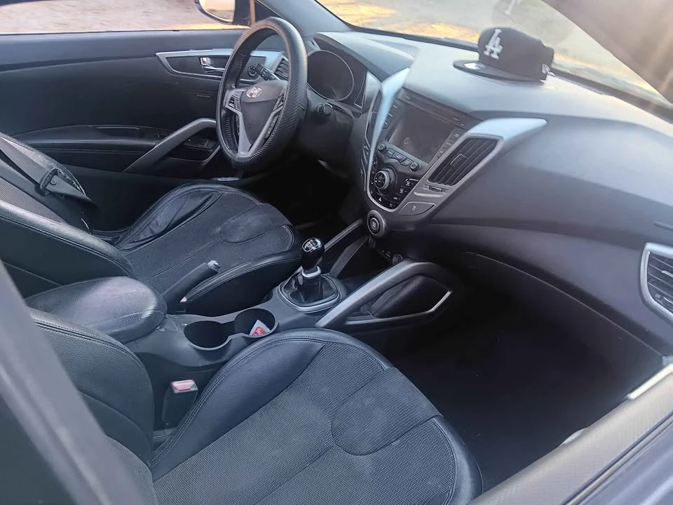 2013 Hyundai Veloster - Image 3 of 6