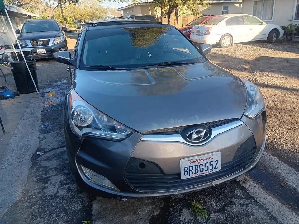 2013 Hyundai Veloster - Image 2 of 6