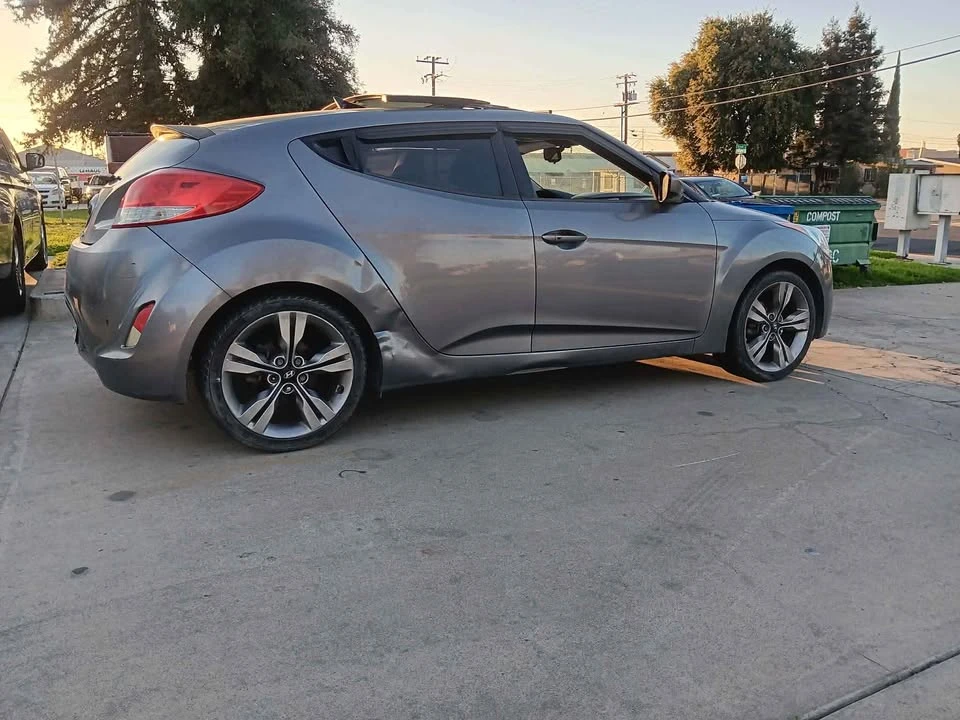 2013 Hyundai Veloster - Image 5 of 6
