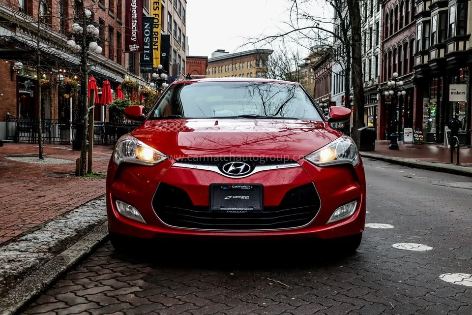 2013 Hyundai Veloster - Image 3 of 18