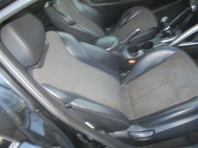 2013 Hyundai Veloster - Image 10 of 19