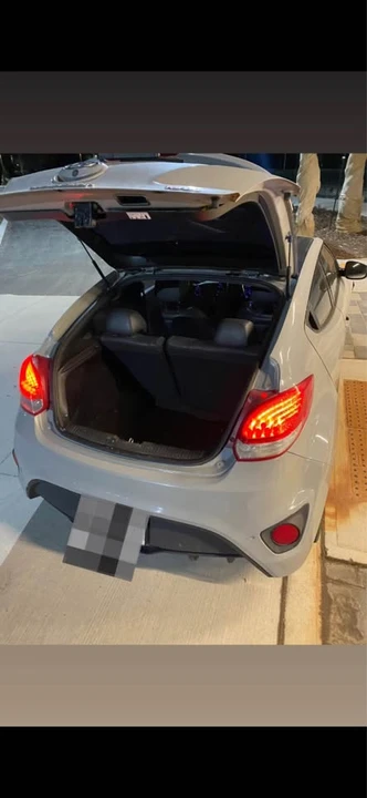 2013 Hyundai Veloster - Image 5 of 10