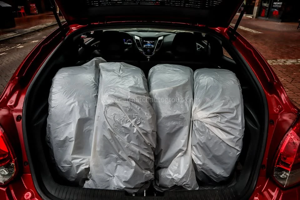 2013 Hyundai Veloster - Image 18 of 18