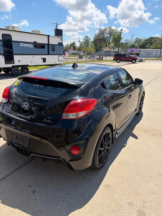 2013 Hyundai Veloster - Image 4 of 4
