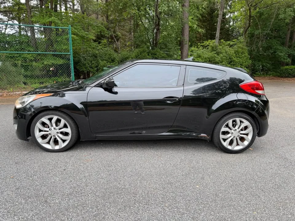 2013 Hyundai Veloster - Image 4 of 13