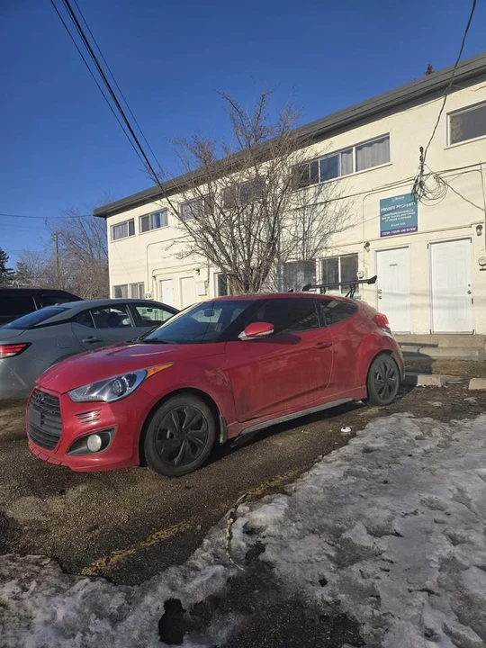 2013 Hyundai Veloster - Image 9 of 12