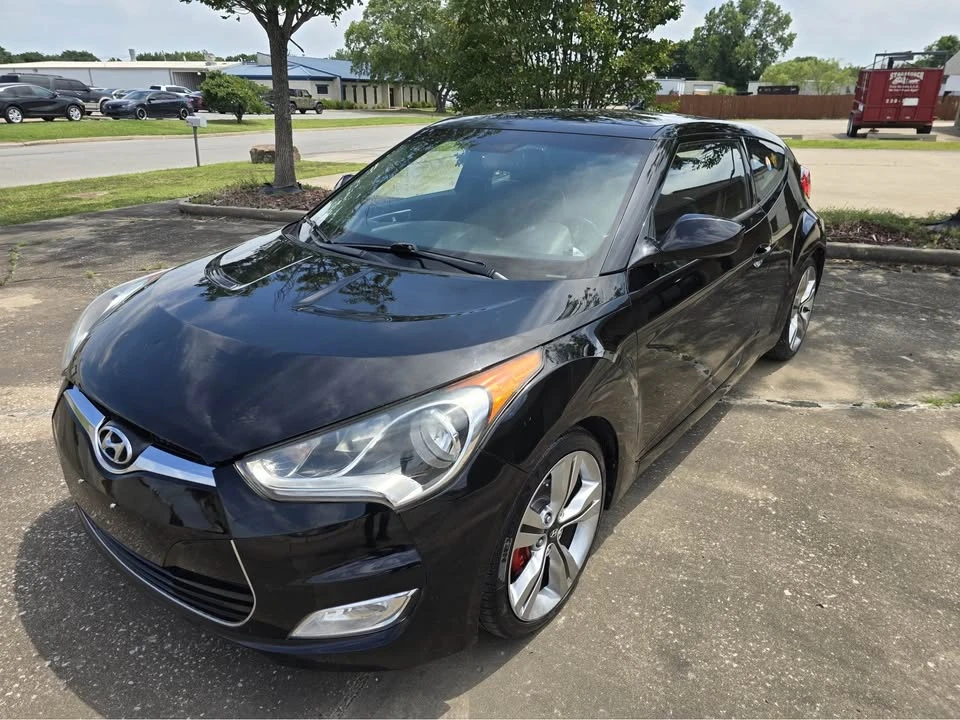 2013 Hyundai Veloster - Image 16 of 18