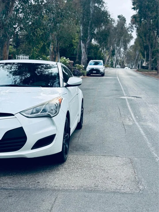 2013 Hyundai Veloster - Image 7 of 8