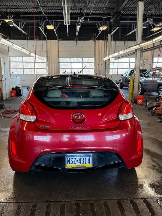 2013 Hyundai Veloster - Image 5 of 9