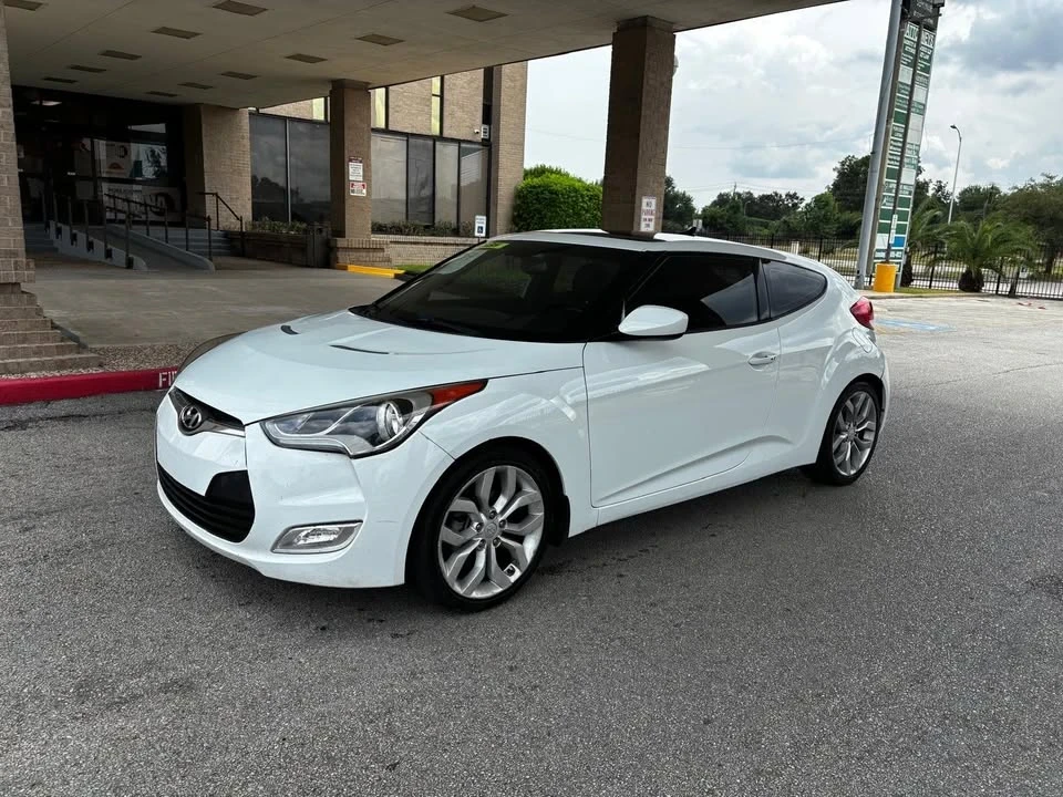 2013 Hyundai Veloster - Image 3 of 11