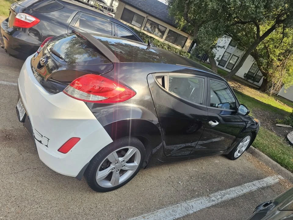 2013 Hyundai Veloster - Image 3 of 6
