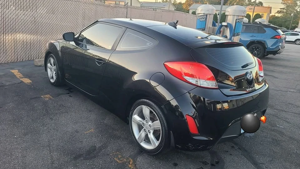 2013 Hyundai Veloster - Image 5 of 12