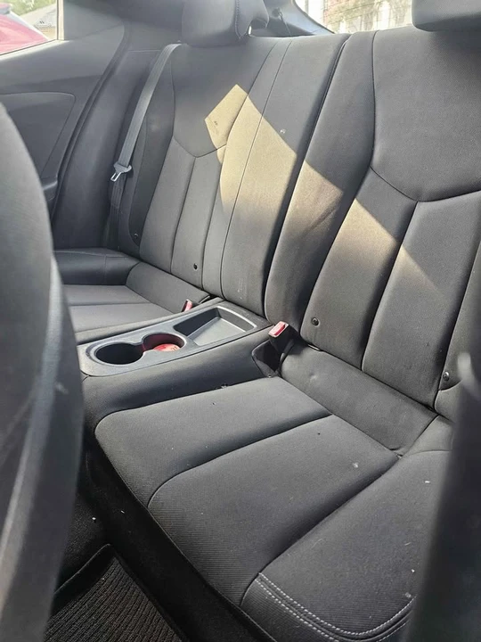 2013 Hyundai Veloster - Image 4 of 6