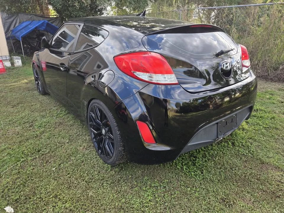 2013 Hyundai Veloster - Image 4 of 12