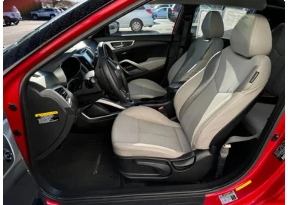 2013 Hyundai Veloster - Image 4 of 14
