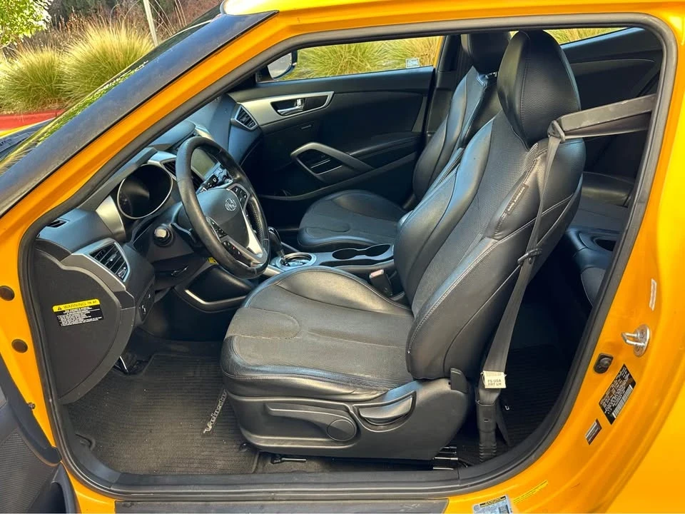 2013 Hyundai Veloster - Image 8 of 18