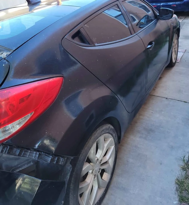 2013 Hyundai Veloster - Image 3 of 3