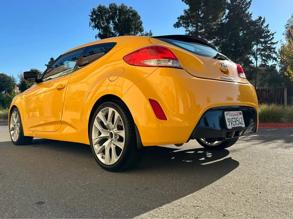 2013 Hyundai Veloster - Image 4 of 18