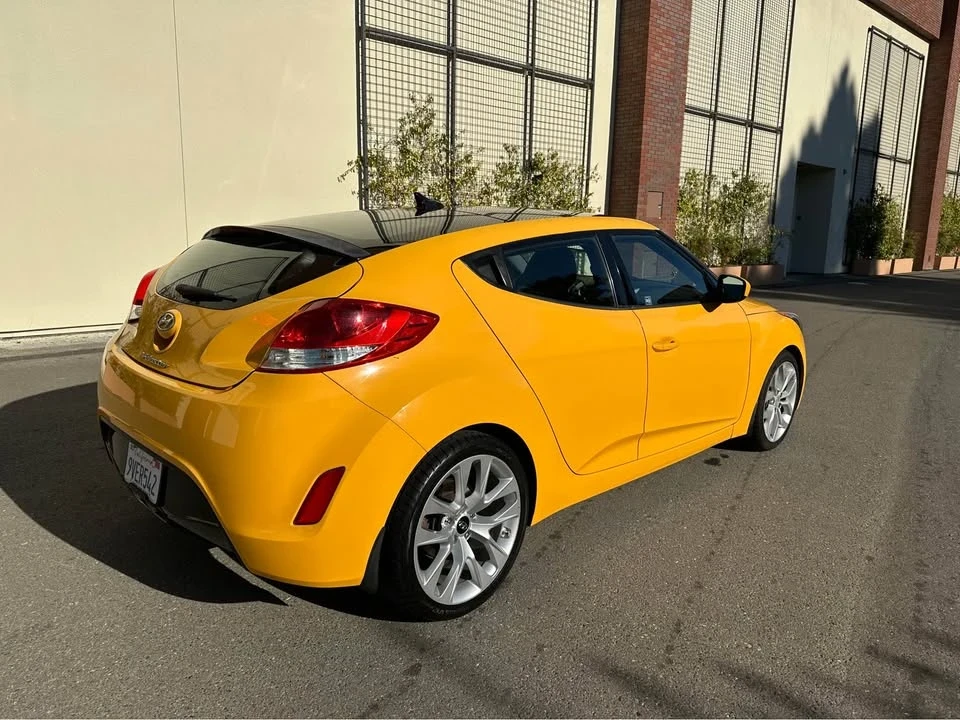 2013 Hyundai Veloster - Image 3 of 18
