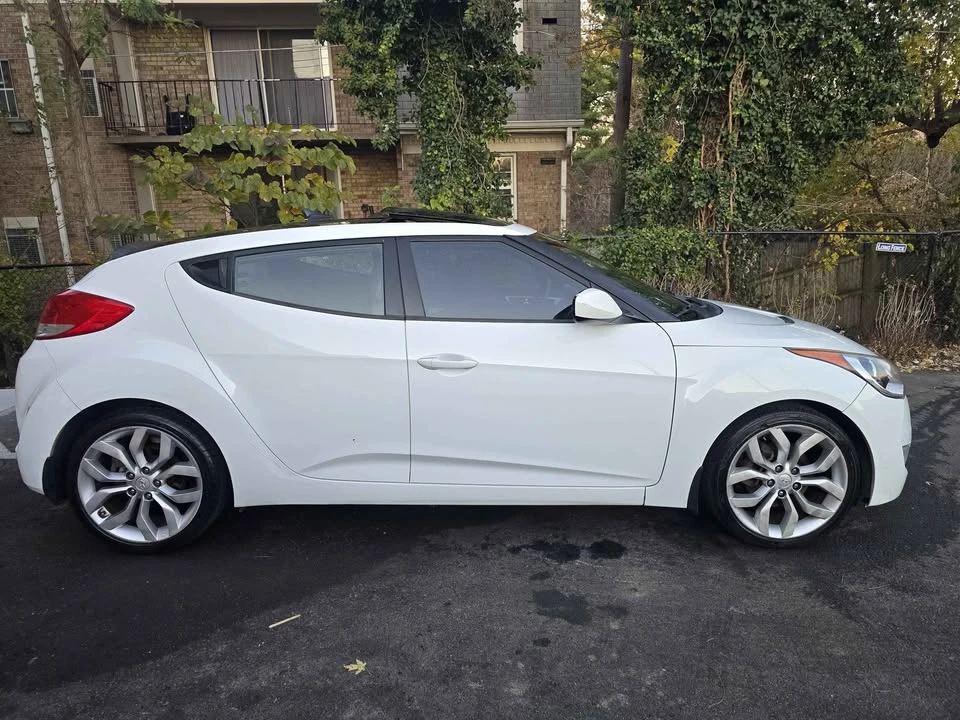 2013 Hyundai Veloster - Image 3 of 15