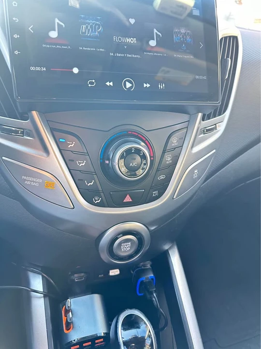 2013 Hyundai Veloster - Image 3 of 11