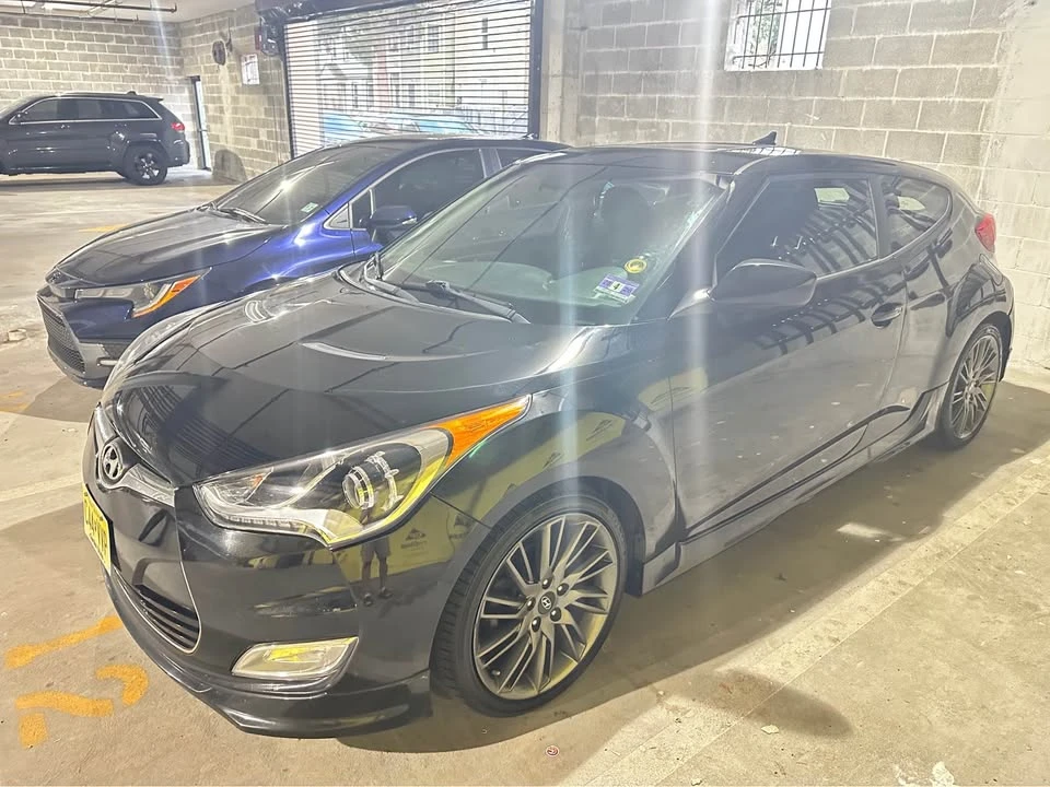 2013 Hyundai Veloster - Image 8 of 11