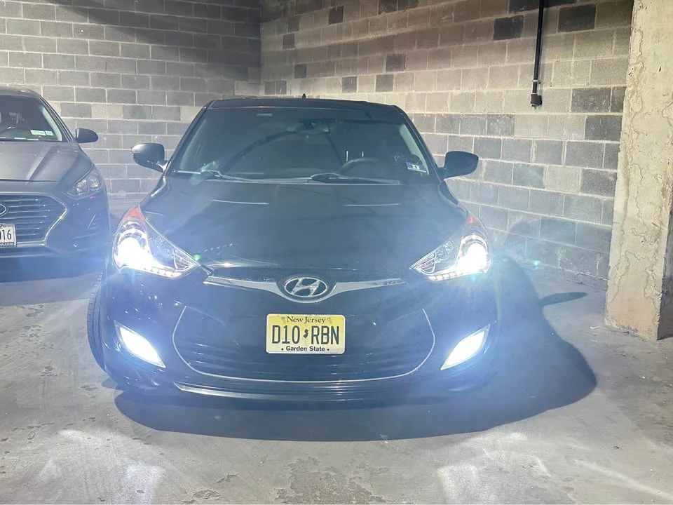 2013 Hyundai Veloster - Image 11 of 11