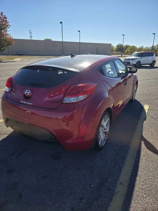2013 Hyundai Veloster - Image 5 of 9