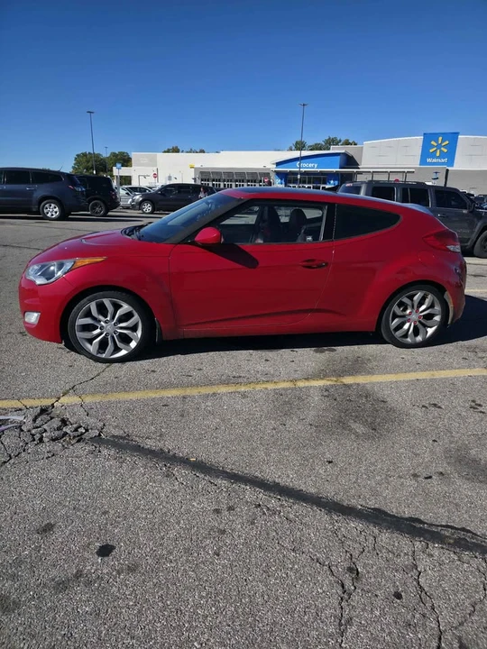 2013 Hyundai Veloster - Image 7 of 9