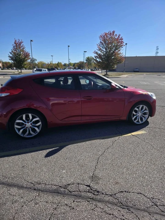 2013 Hyundai Veloster - Image 4 of 9