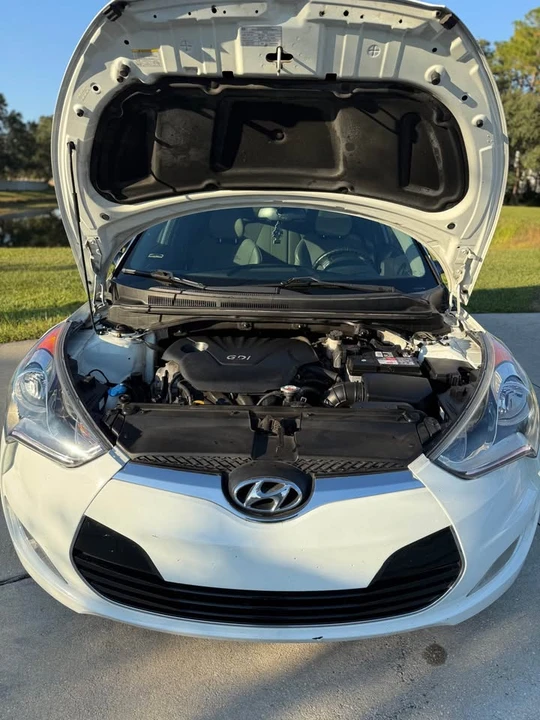 2013 Hyundai Veloster - Image 8 of 14