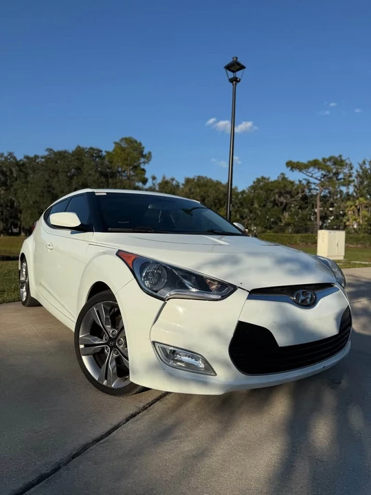 2013 Hyundai Veloster - Image 14 of 14