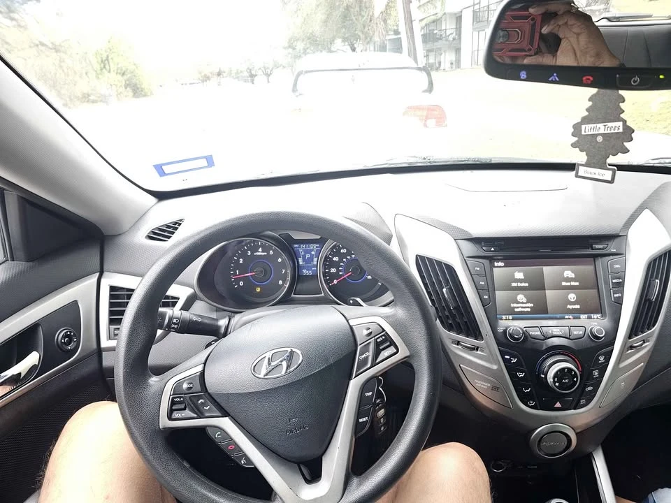 2013 Hyundai Veloster - Image 6 of 6