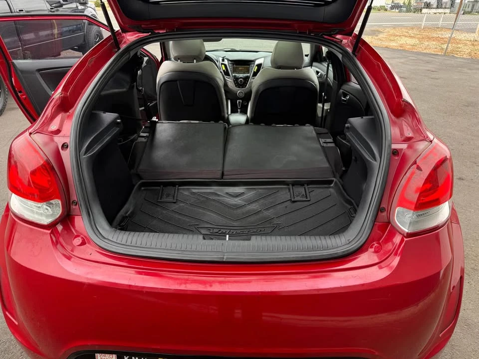 2013 Hyundai Veloster - Image 18 of 19