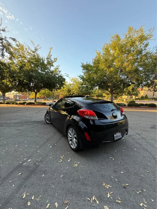 2013 Hyundai Veloster - Image 4 of 6