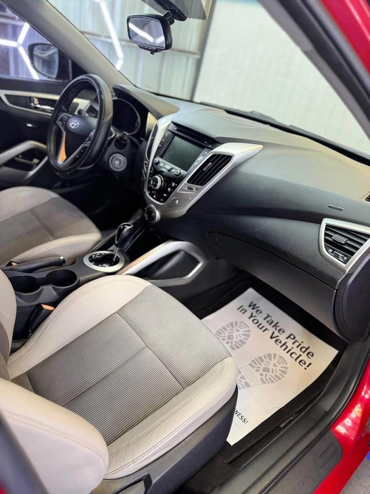 2013 Hyundai Veloster - Image 7 of 9