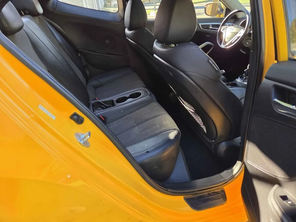 2013 Hyundai Veloster - Image 5 of 10