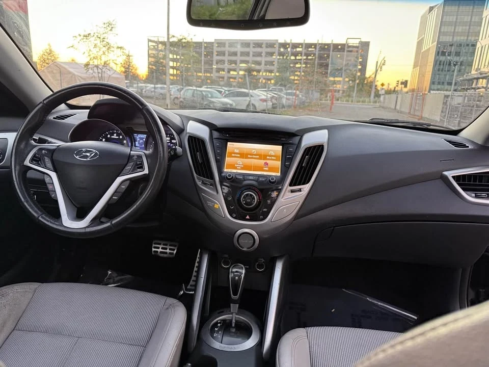 2013 Hyundai Veloster - Image 14 of 18