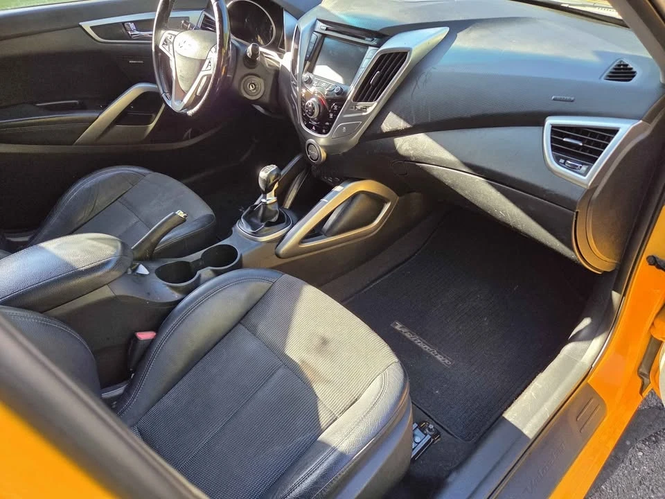 2013 Hyundai Veloster - Image 6 of 10