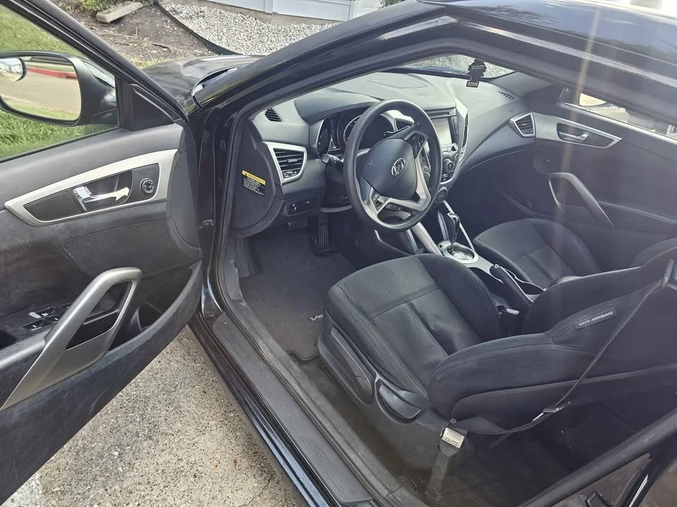 2013 Hyundai Veloster - Image 5 of 6