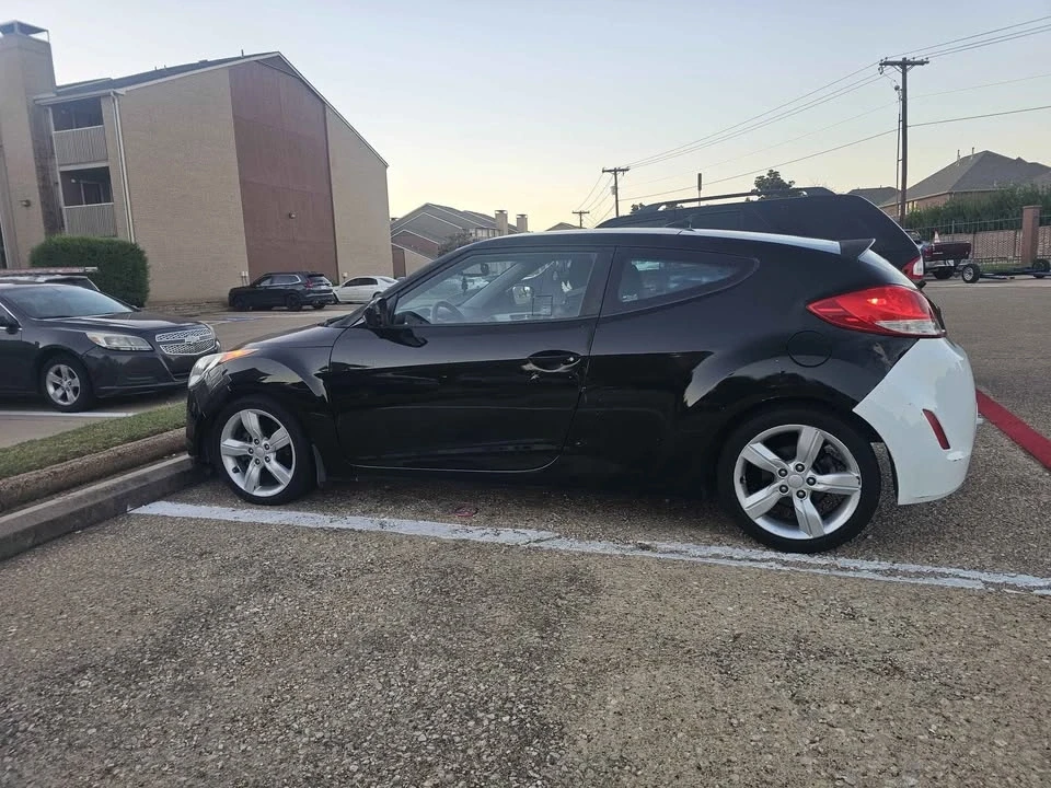 2013 Hyundai Veloster - Image 3 of 6