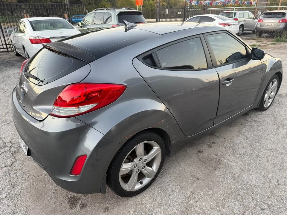2013 Hyundai Veloster - Image 3 of 14
