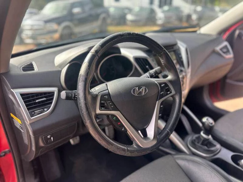2013 Hyundai Veloster - Image 8 of 16