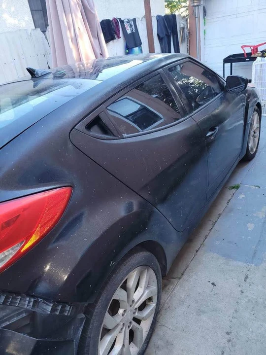 2013 Hyundai Veloster - Image 4 of 4