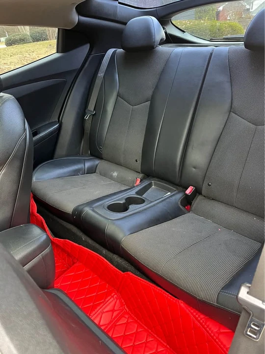 2013 Hyundai Veloster - Image 9 of 10